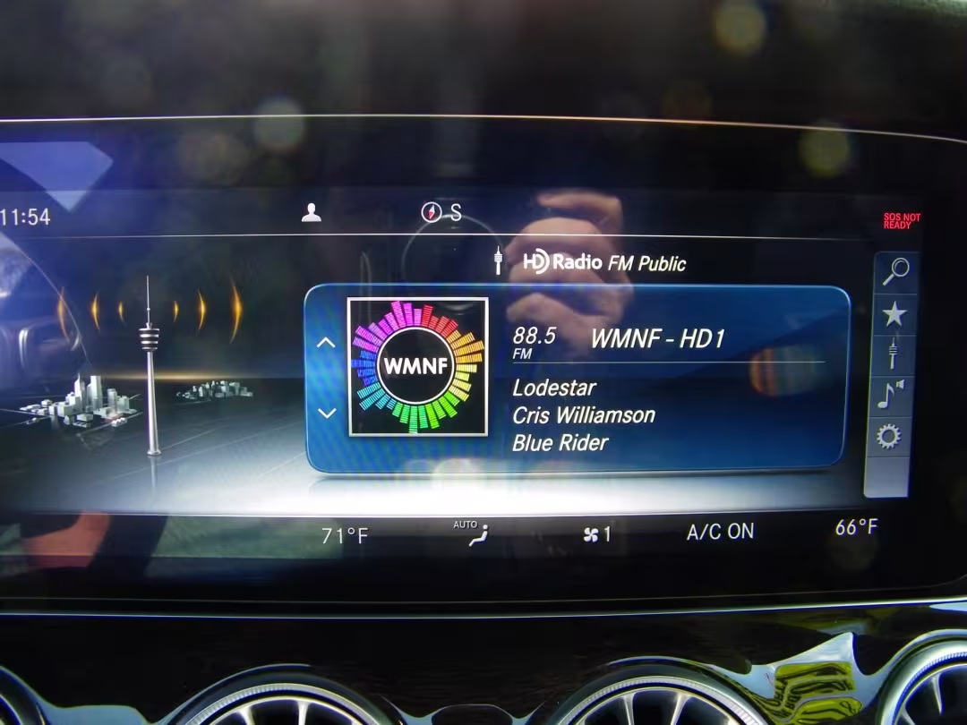 2018 Mercedes-Benz E-Class - WDD1J6FB7JF013524 - Image #22
